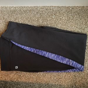 EUC Fabletics Leggings